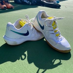 Nike Air Zoom Prestige Tennis shoes size 6